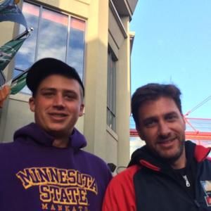 Meet your Posher, Dustin